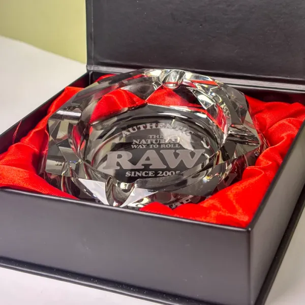 Cinzeiro de Cristal - RAW