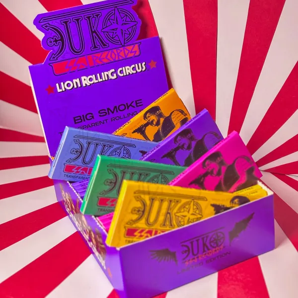 Mortalhas de Celulose - Lion Rolling Circus