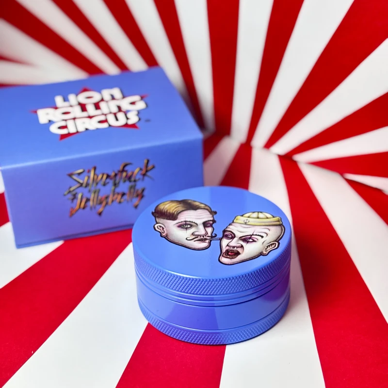 Grinder Silverfuck & Jellybelly - Lion Rolling Circus